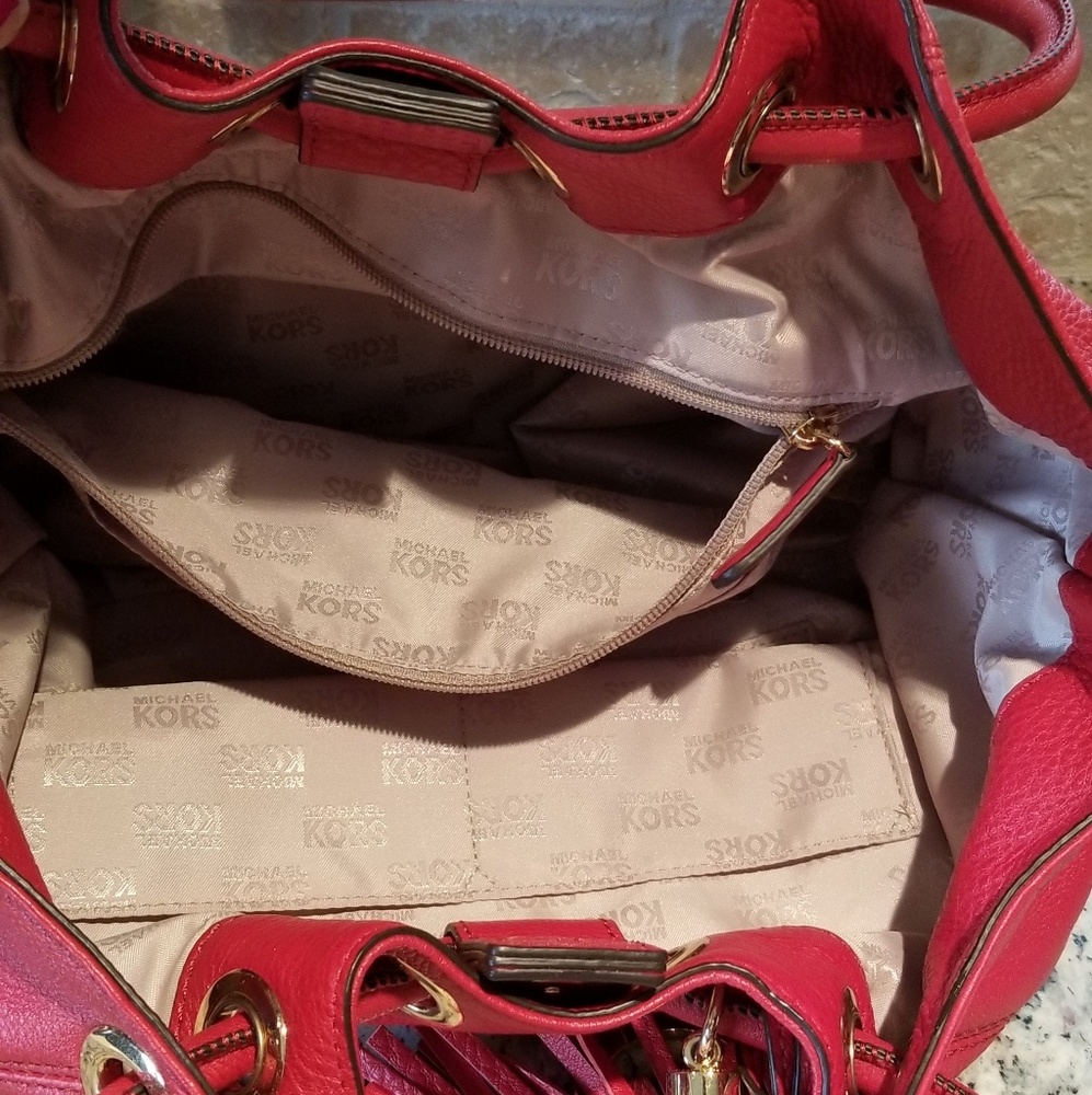 Michael Kors Bag - Picture 4 of 8